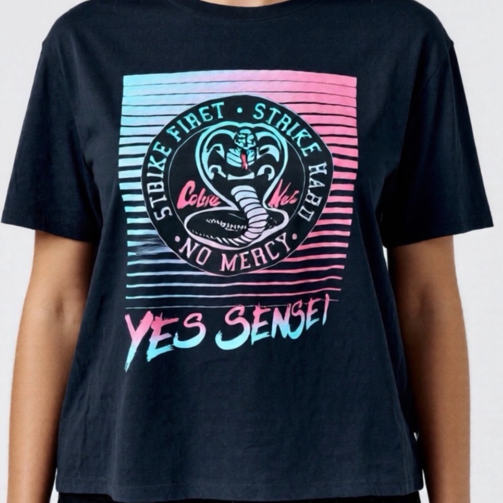 Cobra Kai T-Shirt Womens Size XL Black Large Graphic Yes Sensei Strike First